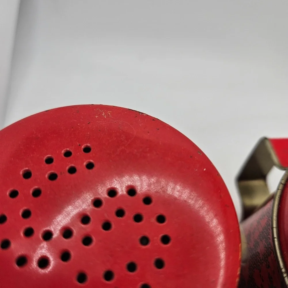 Vintage‎ Christmas Tin Salt & Pepper Shakers Red Musical Instruments Holiday Set
